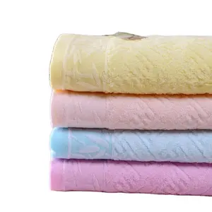 थोक लक्जरी उभरा रंगीन बांस फाइबर उपहार बुना स्नान तौलिया सेट
