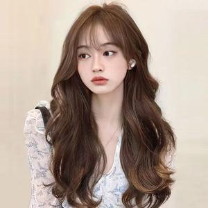 Peluca de Cabello Largo y <span class=keywords><strong>Rizado</strong></span> para Mujer, con <span class=keywords><strong>Flequillo</strong></span>, Ondas Grandes, Voluminosas, de Cabello Sintético, Permanente, Teñible, Estilo Celebridad de Internet MG48 - Product Image 4