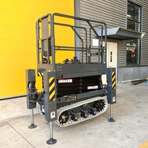 Elevador de tijera de pista Elevador de tijera hidráulico automático 8M Elevador de un hombre para aplicaciones en terrenos difíciles - Product Image 5