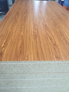 E1 Triplay Melamina recubrimiento MDF/<span class=keywords><strong>Aglomerado</strong></span>/<span class=keywords><strong>OSB</strong></span> para Muebles y decoracion 1220*2440mm Double manejado - Product Image 1