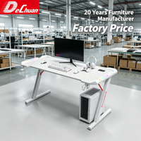 Bureau d'ordinateur en métal blanc fabriqué à Foshan avec panneau écologique et éclairage RGB