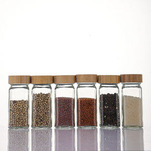 Pot de rangement carré miniature personnalisé pour cuisine, 120 <span class=keywords><strong>ml</strong></span>, récipient à épices, pot à poivre et piment en verre avec couvercle doseur - Product Image 4