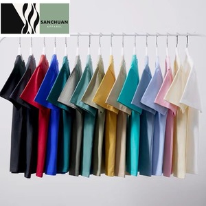Camisetas Lisas Unisex de Algodón 100% de 220g en 17 Colores, Tallas Grandes hasta 5XL, Camisetas para Hombre, Marca Privada, MOQ 2 Piezas - Product Image 4