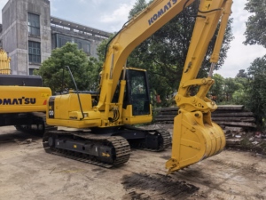 Excavatrice Komatsu PC130-7 d'occasion, 13 tonnes, d'origine japonaise, excavatrice d'occasion, PC130-7 à vendre - Product Image 5