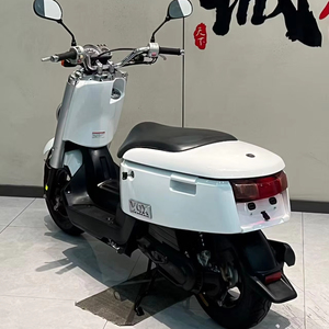 Trottinette Électrique Tout-Terrain à Double <span class=keywords><strong>Moteur</strong></span> pour Adultes, Vélo Électrique avec Pédales Longue Portée, Style Streetbike - Product Image 3