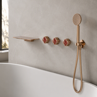 Ensemble de robinetterie de baignoire cascade en laiton brossé or rose, mitigeur mural 5 trous avec douchette à main pour projet de salle de bain