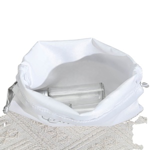 Pochette de rangement de luxe en satin rose pour cosmétiques, soins de la peau et parfums, avec dessus à volants, sac anti-poussière en satin personnalisé avec cordon de serrage - Product Image 2