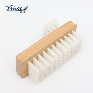 Brosse à chaussures Yinste en bois massif avec poils en plastique double face pour éliminer les taches - Product Image 4