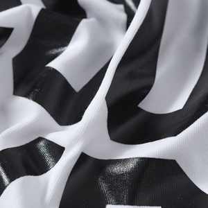 T-shirt 100% Coton AWFUL LOT of COUGH SYRUP, Qualité Supérieure, Coupe Oversize, Manches Courtes pour Hommes - Product Image 3