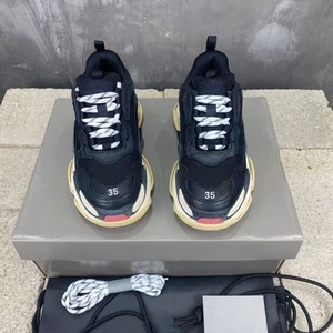 Chaussures de sport respirantes en mesh de marque de luxe, chaussures de marche décontractées et tendance à semelle épaisse - Product Image 2