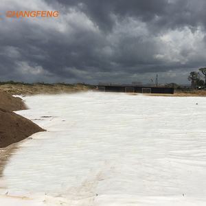 L'aiguille noire de Spunbond a perforé le <span class=keywords><strong>géotextile</strong></span> non tissé de fibre courte du polyester <span class=keywords><strong>200g</strong></span> pour l'ingénierie de transport - Product Image 5