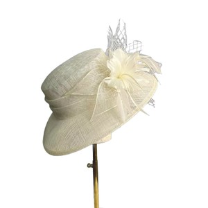 Nouveau chapeau en sinamay à large bord avec plume, chapeau de fête du thé pour femmes, chapeau de <span class=keywords><strong>derby</strong></span> du Kentucky, chapeau d'église, style de caractère en plein air - Product Image 5