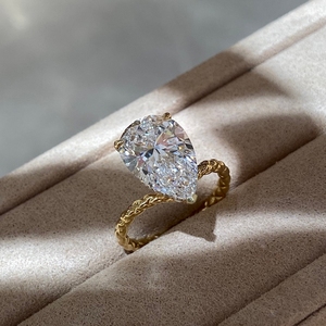 Aazuo – grande bague de fiançailles de luxe en or jaune massif 18 carats avec diamants cultivés en laboratoire de 5,0 ct, cadeau pour femme, idéal pour les mariages et les fêtes, un cadeau de luxe - Product Image 4