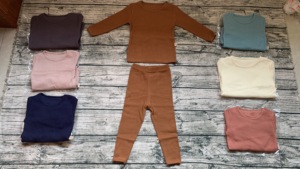 Vêtements pour bébés et tout-petits personnalisés, en coton côtelé uni, vêtements de détente unisexes pour enfants, ensembles de vêtements pour bébés - Product Image 6