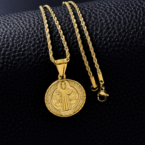 Collier pendentif en acier inoxydable plaqué or 18 carats avec visage de la Vierge Marie et Sacré-Cœur, chaînes fines, vente en gros - Product Image 4