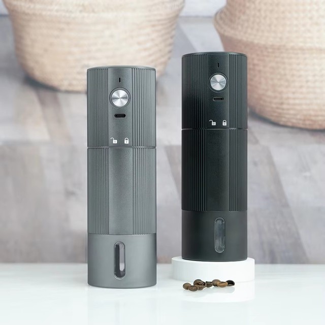 New Portable USB Rechargeable Electric Coffee Grinder USB Coffee Machine with Stainless Steel Blade for Home