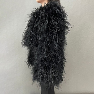 Veste en fourrure courte à manches longues de luxe pour femmes, taille personnalisée, de haute qualité, avec plumes d'autruche moelleuses - Product Image 3
