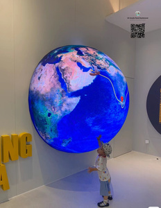 Aquarium mural en acrylique carré grand cylindre cube, aquarium pour poissons d'eau salée en plastique de 50 mm 60 mm - Product Image 5