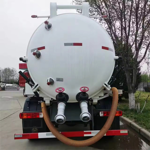 Camion-citerne d'<span class=keywords><strong>aspiration</strong></span> des eaux usées SINOTRUK HOWO 4X2 manuel diesel léger de haute qualité, 10 m, <span class=keywords><strong>pompe</strong></span> à vide, 351-450 ch, norme d'émission Euro 2 - Product Image 4