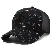 Gorra Trucker con Estampado de Diente de León Colorido, Parte Delantera Negra, Malla Trasera, Letras Flocadas, Visera Curva, Estilo Urbano, Logotipo Personalizado