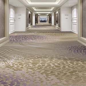 Alfombra de Moqueta Cuadrada de Poliéster Estampada en Morado para Pasillos de Hotel y Comedores de Alta Gama - Product Image 1