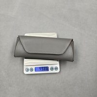 Étui personnalisé YAZHI rayé semi-rigide pour lunettes de soleil de sport, modèle 07 en cuir de luxe, utilisation quotidienne