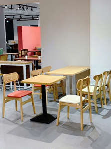Juego de Mesa y Sillas de Madera Maciza Estilo Coreano con Estructura Metálica para Restaurantes de Comida Rápida, Tiendas de Aperitivos y Fideos, <span class=keywords><strong>Lanzhou</strong></span> Lamian Mala Tang - Product Image 2