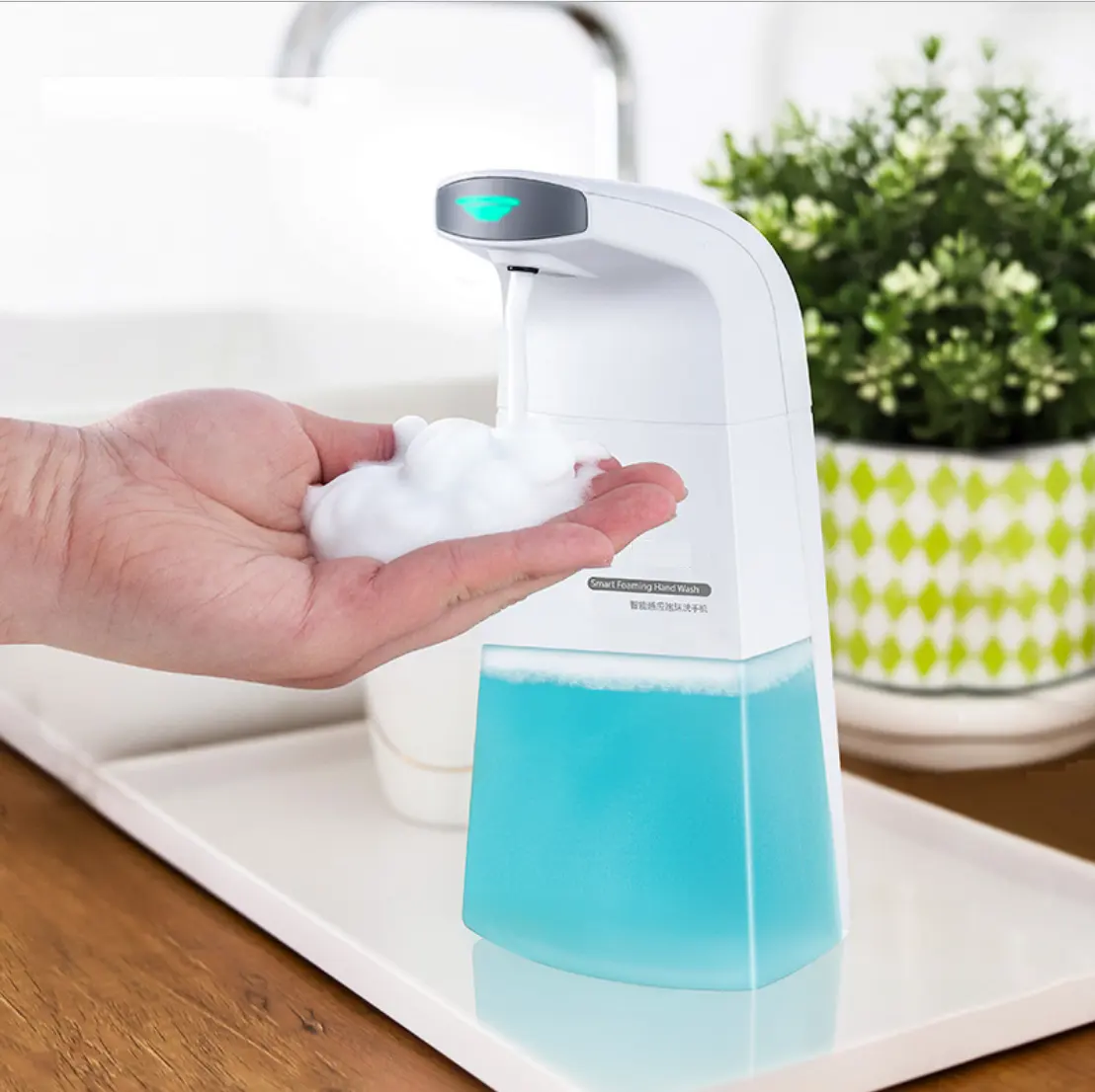 OEM logo Touchless Automatico hands free distributore di schiuma di sapone liquido