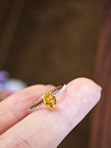 Bague de fiançailles Xinfly en or blanc 18 carats avec saphir jaune ovale naturel - Product Image 3