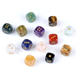 Juego de Dados de Cristal de 15 mm con Grabado Láser Hecho a Mano, Dados de 6 Caras con Puntos Tallados para Juegos de Rol, Decoración Feng Shui - Product Image 3