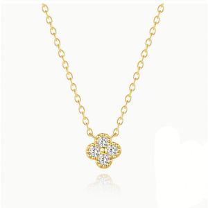Juego de Joyería de Trébol de Cuatro Hojas al por Mayor de Fábrica con Logotipo Personalizado, Chapado en Oro de 18K con Piedras de Circonio, para Fiestas y Regalos - Product Image 3