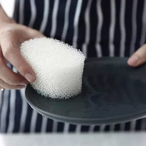 Éponge à vaisselle blanche, outil de nettoyage pour casseroles et poêles, éponge de cuisine - Product Image 1
