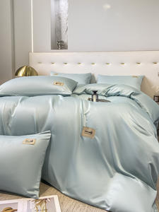 Ensemble <span class=keywords><strong>de</strong></span> literie pour lit double en soie glacée quatre pièces ajustées sur mesure en polyester satiné <span class=keywords><strong>de</strong></span> coton avec rideaux assortis - Product Image 2