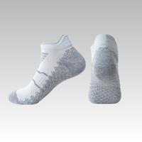 Chaussettes OEM en gros, absorbantes, professionnelles, de sport, à séchage rapide, élastiques, à coupe basse pour hommes, pour la course et le sport