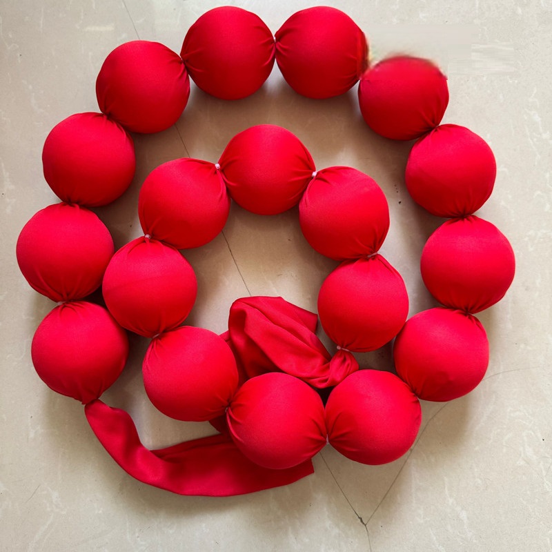 Grande soie rouge lait