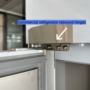 La charnière de la <span class=keywords><strong>porte</strong></span> du réfrigérateur commercial pour cuisine professionnelle est amovible, ce qui facilite l'installation et la maintenance. - Product Image 6