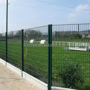 6ft Welded Wire Mesh Fence Panels in 6 Gauge for Football Field Along with Fence Wire Mesh for Snake Enclosures - Product Image 5