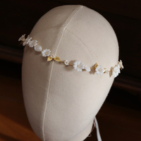 Serre-tête Fleur Céramique Marguerite Fait Main pour Mariage et Séance Photo – Bijou Cheveux Mariée