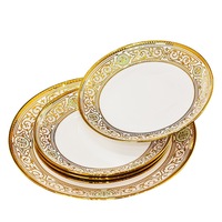 Service de table en porcelaine fine de luxe avec motif arabe doré, assiettes royales en porcelaine pour mariage et Ramadan
