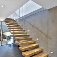 Escalier suspendu en structure acier invisible, module personnalisé, marches flottantes