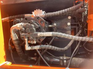 Excavadora Usada Doosan Dx150LC-9C de 15 Toneladas, Maquinaria de Construcción Usada, Excavadora de Orugas Mediana Doosan Dx150LC-9C - Product Image 4