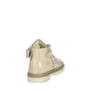 Bottes de combat Balducci pour enfants en cuir verni beige avec détail cœur en strass taille 23 - Product Image 3
