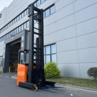 Chariot élévateur électrique à mât triple, capacité 2 tonnes, hauteur de levage 10,5m, 12m, 13,5m, batterie lithium 48V, déplaceur latéral pour caméra, type Reach Truck
