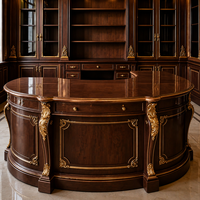 Bureau de direction en bois massif de style rococo européen antique, orné de sculptures à la main, en noyer laqué, meubles de luxe pour patron.
