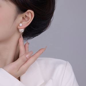 Boucles d'oreilles en zircon micro-incrusté de style Hepburn haut de gamme, design simple et polyvalent, tendance, luxe, tempérament - Product Image 6