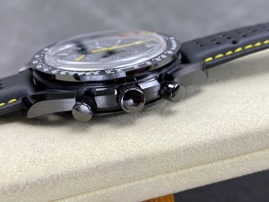 La mejor versión BLS de 44 mm, esfera negra con esqueleto de 15 mm de grosor, manecillas amarillas, correa de cuero negra A3869 - Product Image 5