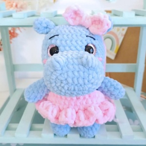 All'ingrosso fatto a mano morbido uncinetto ippopotamo bambino peluche uncinetto animale bambola Amigurumi personalizzato farcito a maglia ippopotamo con tutù rimovibile - Product Image 1