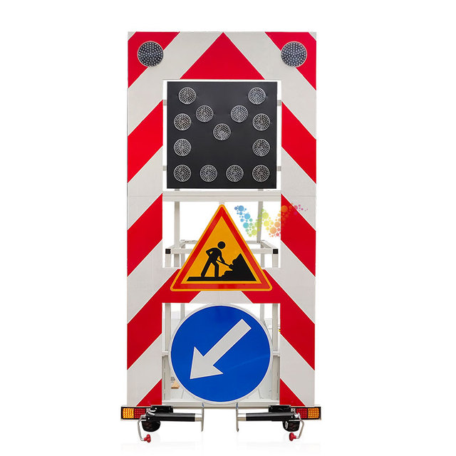 3300mm*1400MM Yellow Flash Road Construction Portable Trailer Solar LED Traffic Arrow Board