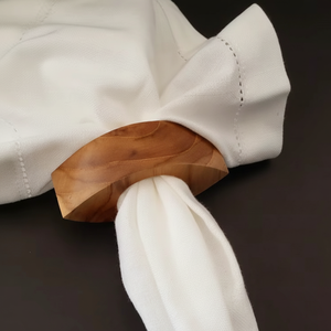 Anillo de Servilleta de Madera Minimalista Más Vendido para una Mesa de Comedor Elegante que Brinda una Elegancia Sutil y una Utilidad Práctica en la Mesa - Product Image 1