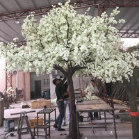 Gros cerisier artificiel personnalisé en soie 1.5M-6M faux cerisier blanc rose pour la décoration de mariage hôtel restaurant